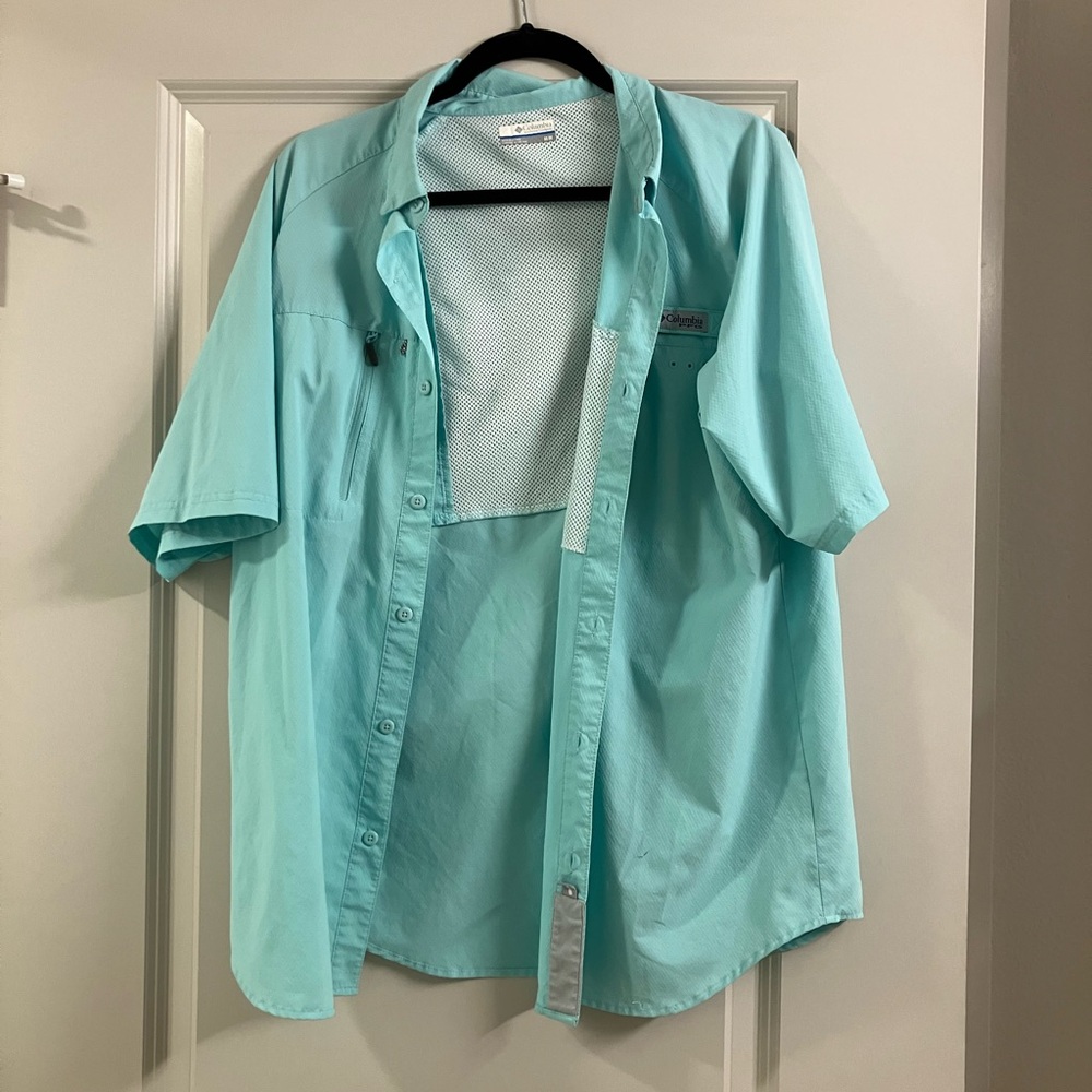 Columbia PFG Men's Aqua Short Sleeve Shirt